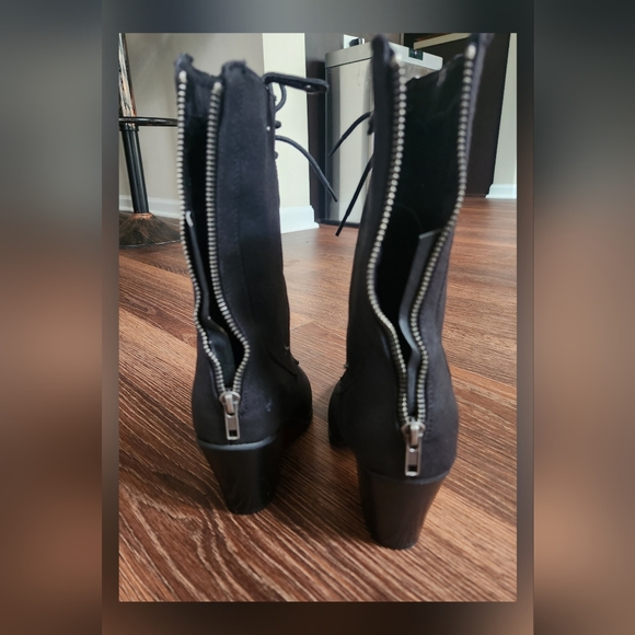 JustFab Statement Fold over Bootie - Picture 6 of 9